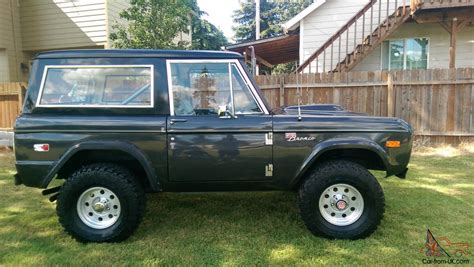 1972 Ford Bronco 4x4 Sport Early Bronco 302 V8 Worldwide No Reserve Auction