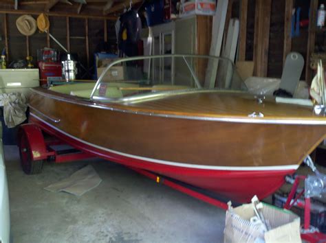 Tollycraft Runabout Classic Wooden Boats Runabout Boat Boat Stuff