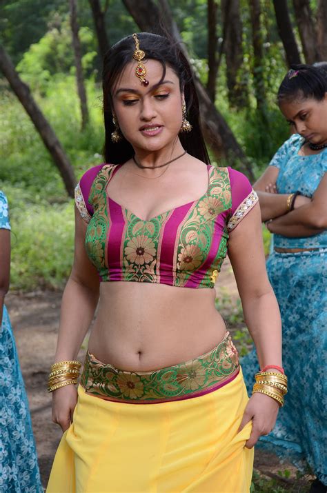 indian movie actress sonia agarval hottest navel show in blouse