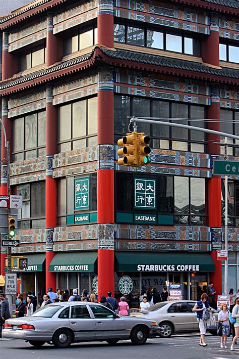 Starbucks In Chinatown A Building With Chinese Architectur Flickr