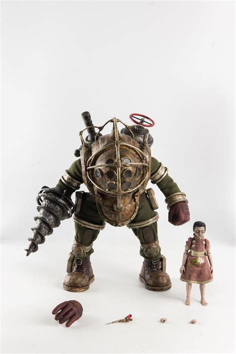 bioshock big daddy and little sister 1 6th scale collectible figure tokyo otaku mode tom