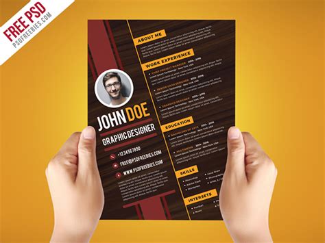 Graphic designer looking to offer my expertise and experience in developing modern example 2: Free PSD : Creative Graphic Designer Resume Template on ...