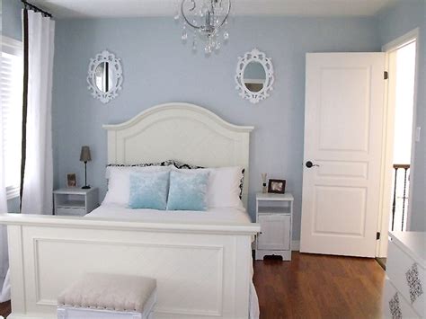 Hereâ€™s another blue bathroom paint color, with behr air blue. Bedroom - Behr Light French Grey