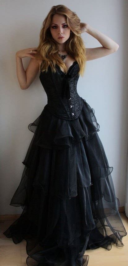 Long Black Gothic Corset Prom Dresses 2016 Sweetheart Neckline
