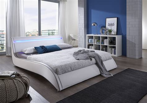 Bett 140x200 holz grau mdf bett design neue modell bett. SAM® Design Polsterbett Weiß 140 cm SURF LED