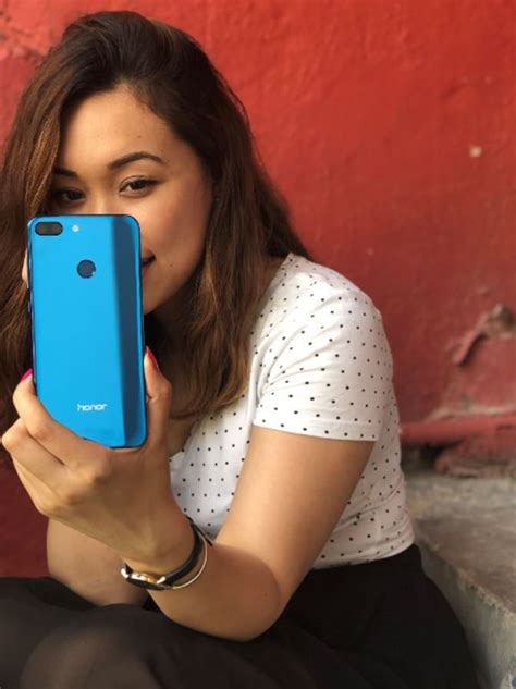 Perfect Selfie Splurge India Phone Creative Social Media Women