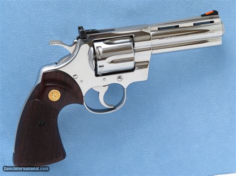Colt Python Ultimate Bright Stainless Steel Cal 357 Magnum 4 Inch