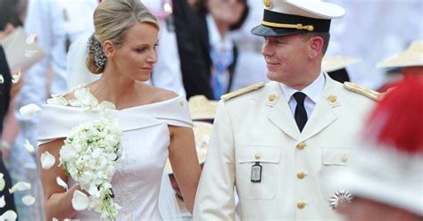 Charlene Et Albert De Monaco Séparés Pour Leurs 10 Ans De Mariage