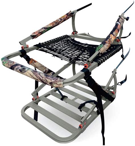 Best Climbing Tree Stand 2020 Buyers Guide