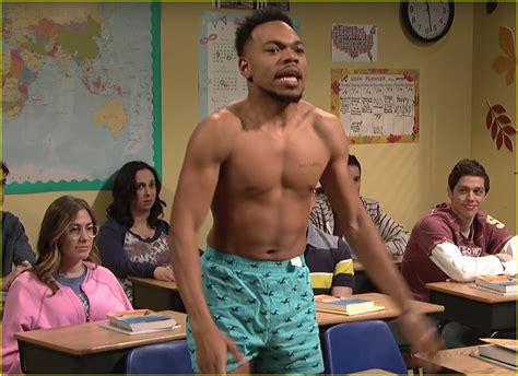 Chance The Rapper Strips Shirtless Wears Only His Underwear On Snl