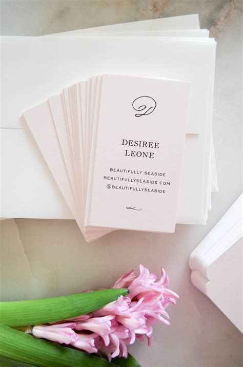 Today, i'm excited to show you my pretty business cards and stationery from minted. PRETTY BUSINESS CARDS AND STATIONERY WITH MINTED ...