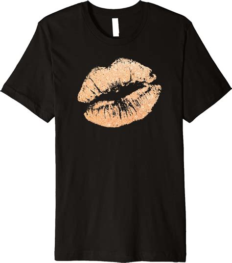 kissing lips premium t shirt clothing shoes and jewelry