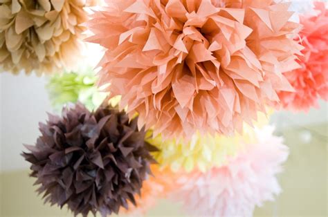 Doing It In Style Diy Tissue Paper Pom Pom Decorations