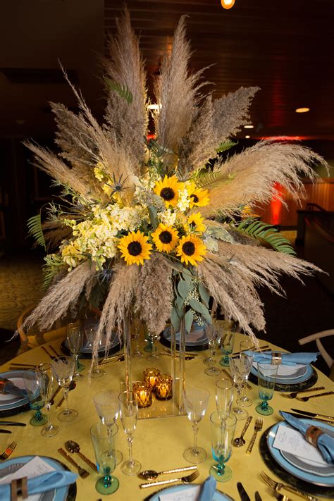 Pampas Sunflowers Sunflower Themed Wedding Sunflower Wedding Centerpieces Sunflower
