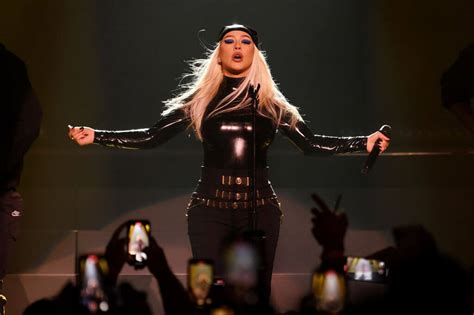 Christina Aguilera Rocks Sexy Catsuit For First Live Stage Performance