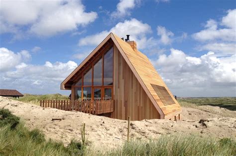 9 Amazing Wooden Homes That Go Against The Grain