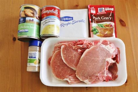 Ladda ned och använd 7 000+ slow cooker pork chops with lipton onion soup mix stockvideor gratis. Crock Pot Smothered Pork Chops - The Country Cook