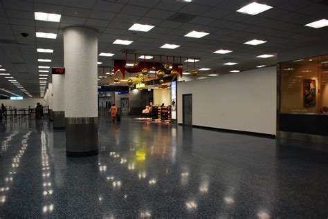 Miami International Airport At American Airlines Terminal Flickr
