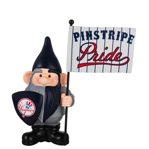 New York Yankees Flag Holder Gnome Mymancave Store
