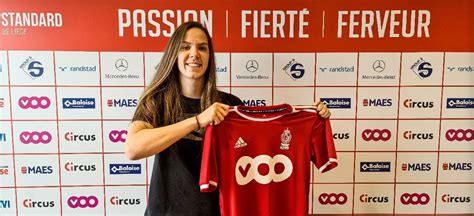 Hanne Merkelbach Signe Au Standard Femina Standard De Liège