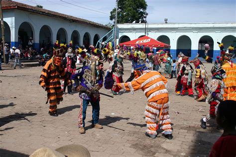 Maya Dance Past And Present Dance Ritual Dance Maya