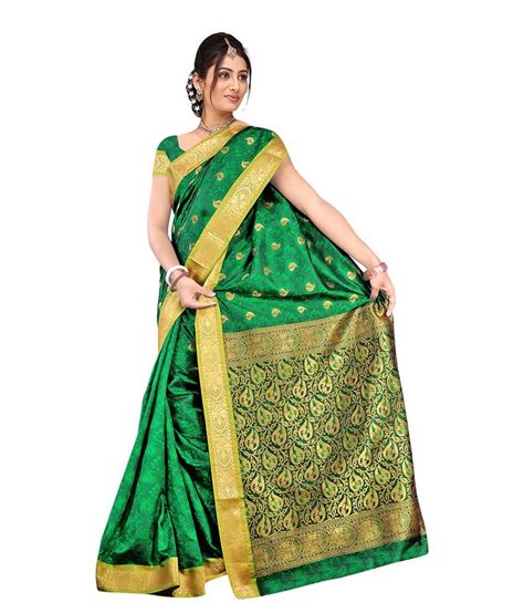 Abstract wave textile texture or background in golden brown colo. VARKALA SILK SAREES Green Kanchipuram Art Silk Saree - Buy ...