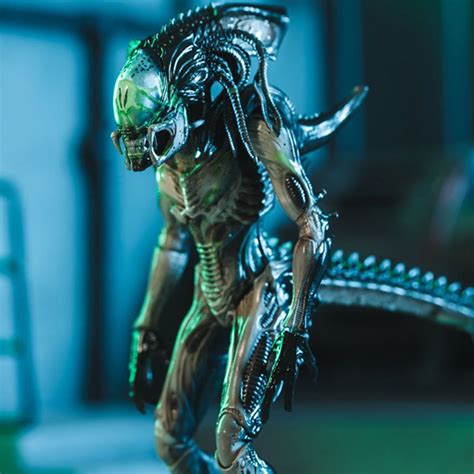 Aliens Vs Predator Requiem Battle Damage Predalien Scale Action Figure Previews Exclusive