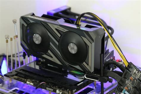 ASUS Radeon RX 7600 STRIX OC Review