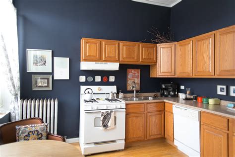 Https://tommynaija.com/paint Color/paint Color That Goes With Honey Oak Cabinets