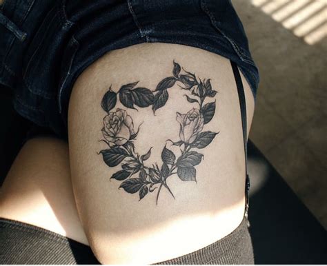 It looks like a heart can be used as a letter! Pin by KLC Last Name on Tattoos Roses (With images) | Rose ...