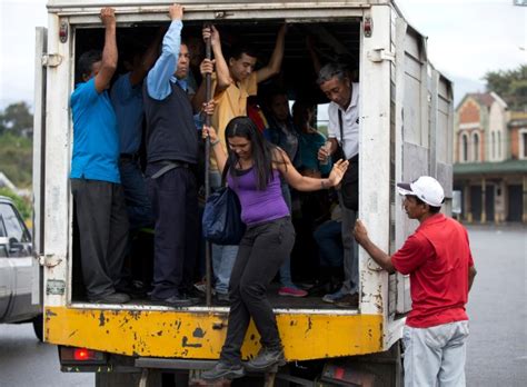 Looting To Eat Food Trucks Attacked By Hungry Venezuelans