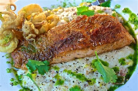 It is great served warm with a pat of putter on top! Crispy Salmon & Spicy Creamed Corn Grits | Fish recipes ...