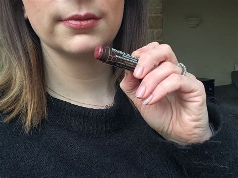 These balms are a sheer lip tint and come in a range of 6 naturally flattering shades.thus, today i will be reviewing the burt's bees tinted red dahlia lip balm. Cruelty Free Make Up: Burt's Bees Lip Collection Review ...