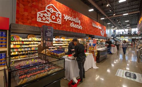 Box 7000, leesburg, va 20177 phone: Martin's Super Markets Opens Expanded Signature Store in ...