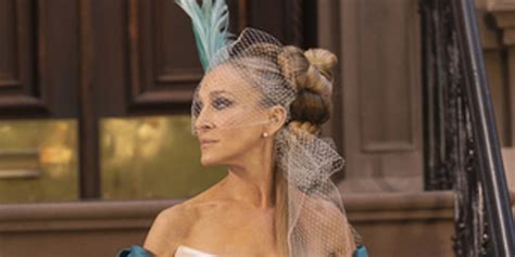 Carrie Bradshaws Iconic Bird Of Paradise Wedding Headpiece To Be Sold