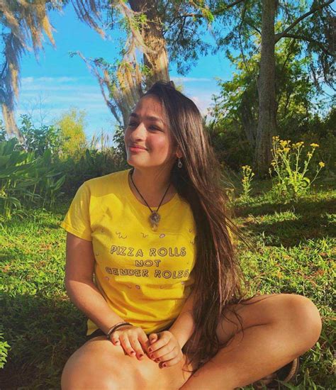 51 jazz jennings nude pictures which make her the show stopper