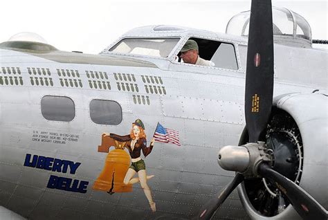 Restored B 17 Flying Fortress Brings War Over Europe