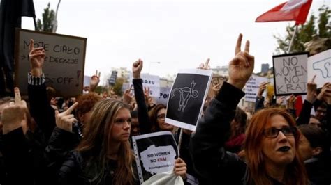 پارلمان لهستان لایحه ممنوعیت سقط جنین را رد کرد Bbc News فارسی