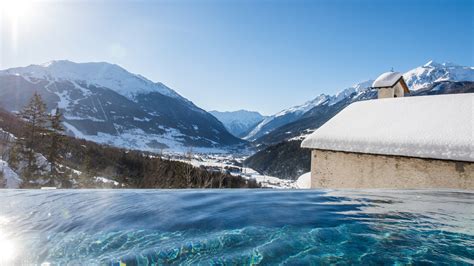 Le terme nel cuore della valtellina. QC Terme Bagni di Bormio: hotel con SPA e terme | QC Terme