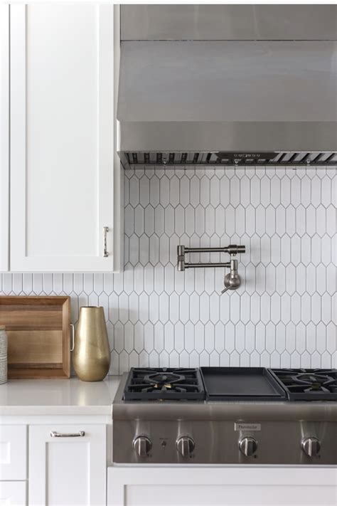 Here are some kitchen backsplash ideas 2021. CC and Mike 2020 Project Recap and 2021 PREVIEW picket ...