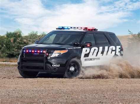 Ford Police Interceptor Utility Vehicle Offers 35l Ecoboost Capable Of