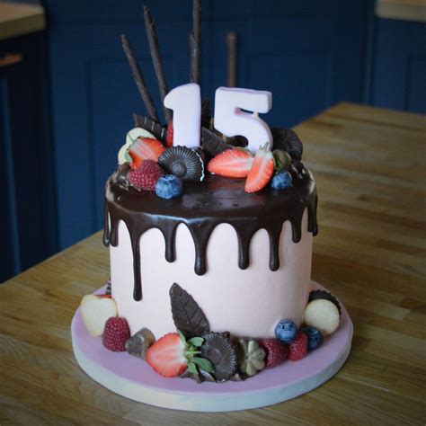 Whole foods market birthday cake foodspotting 4. Vegan Birthday Cake in 2020 | Vegan birthday cake, Bakery ...