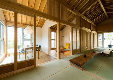 Tatami Mats Create Gridded Layout For Tokmotos Inari House