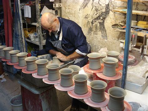 This hobby is carried out by people who are passionate to do so by setting up small studios in their homes. Welcome to Ingleton Pottery