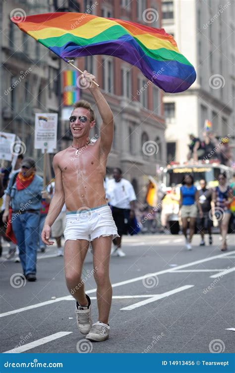 new york gay pride march 2010 editorial photo image of express orientation 14913456