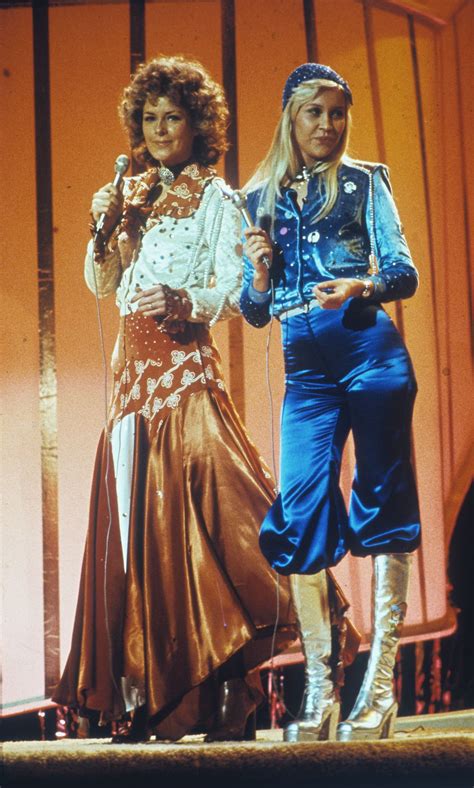 agnetha faltskog and frida lyngstad at eurovision somg contest in brighton 1974 abba outfits