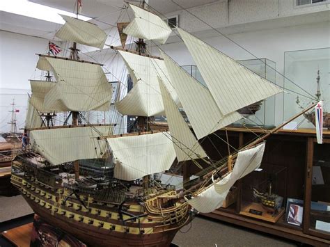 Model Of Lord Nelsons Ship Hms Victory 5 Long 6 Tall Hms Victory