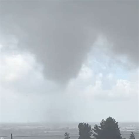 Rare Tornadoes Touch Down In Southern California The New York Times