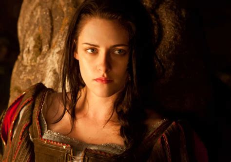 Kristen Stewart Banished From Snow White Sequel