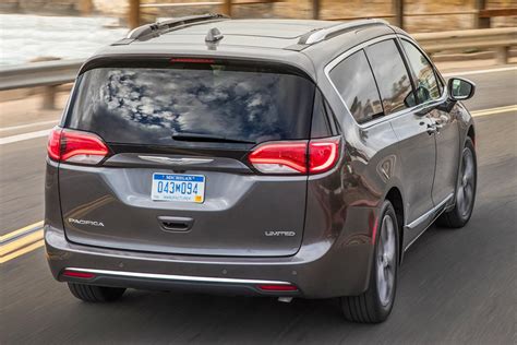2021 Chrysler Pacifica Review Trims Specs Price New Interior